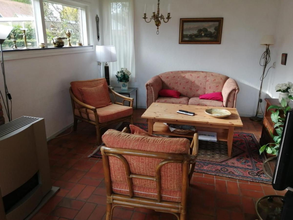 Rustig Gelegen Vakantiebungalow Kortgene Εξωτερικό φωτογραφία